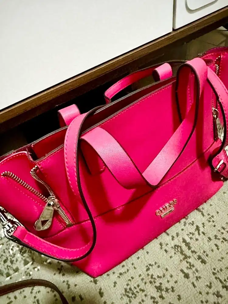 Guess bags original