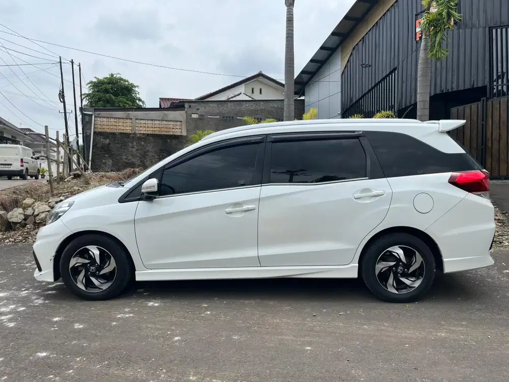 Honda Mobilio 2015 Bensin