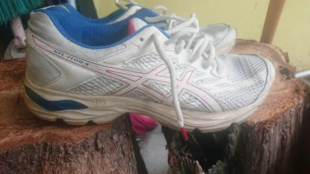 Preloved ASICS GEL FLUX 4 AJIB