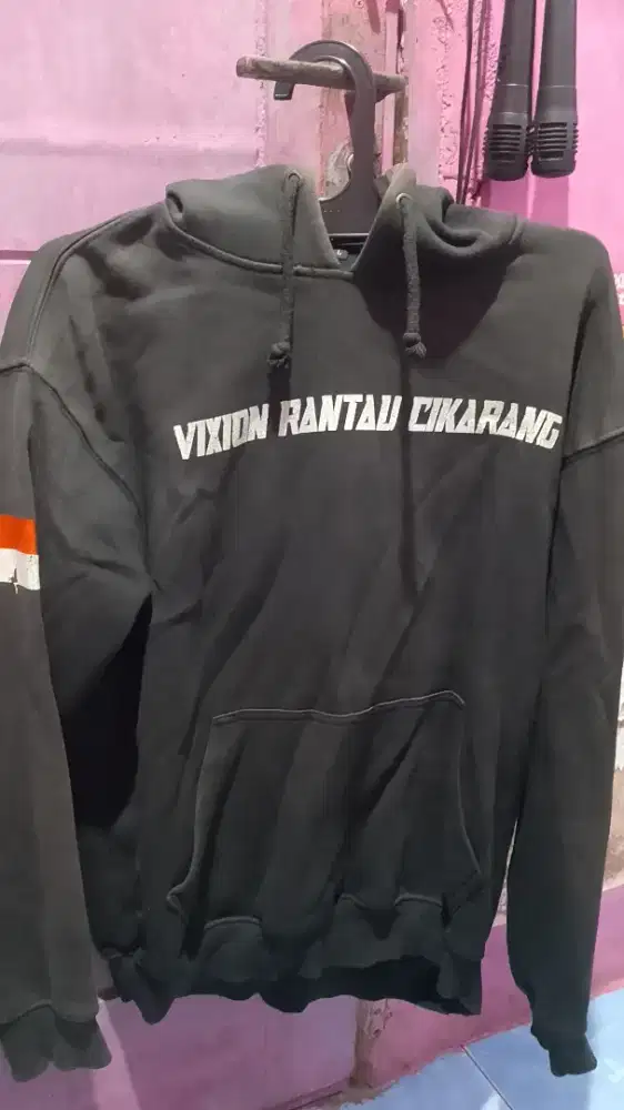Jaket Hoodie sweater LD L Rp 50 rbu aja