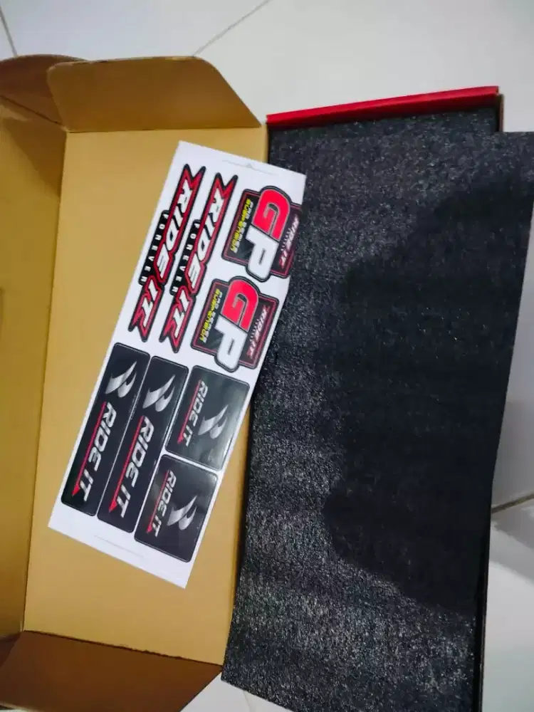 Shock belakang motor Honda Beat