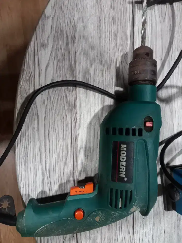 BOR MODERN SET M-2130B