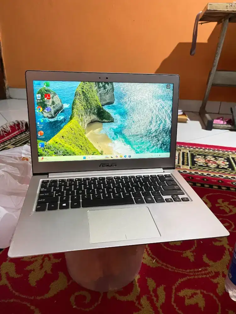 Asus zenbook UX303UA