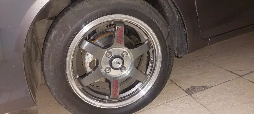 Dijual Velg SSW R15 4x100  dan Ban BRIDGESTONE ,BRIO AGYA AYLA