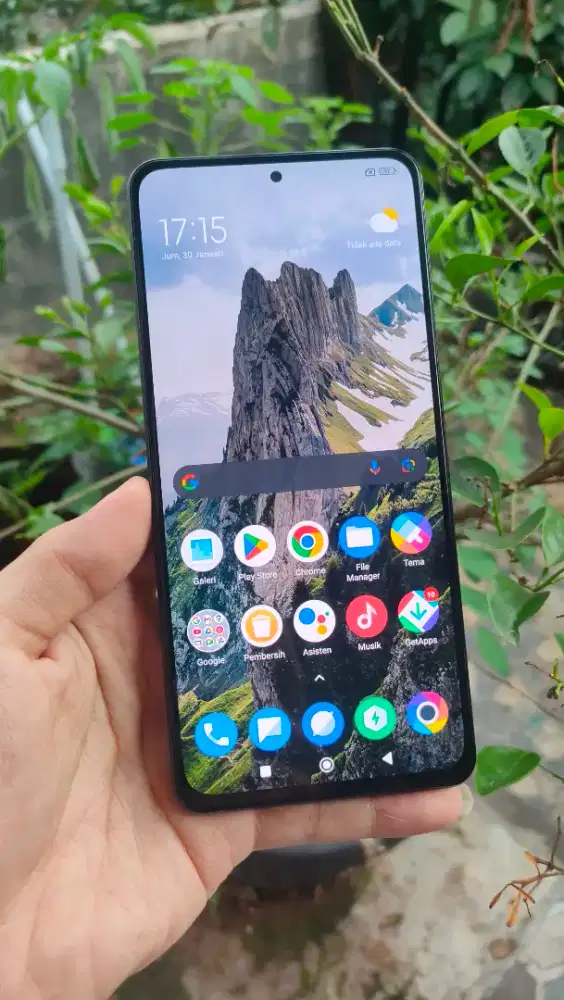 Dijual Murah/TT Xiaomi POCO F4 5G 8/256GB Snap870 Normal Mulus tgl pke