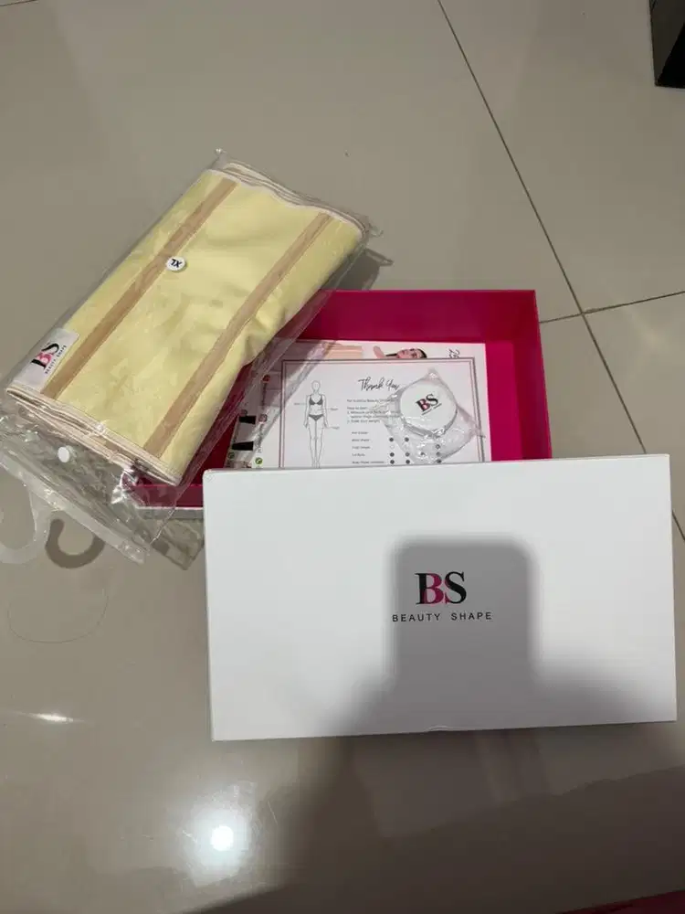 Dijual korset baru  XL