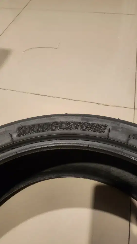 BAN BATTLAX BRIDGESTONE