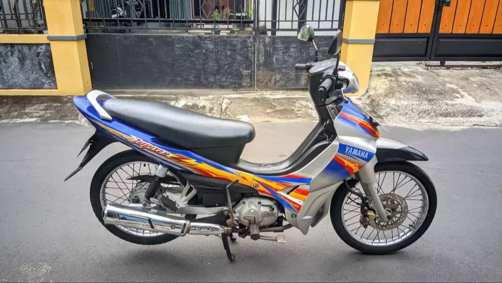 YAMAHA JUPITER Z 2004