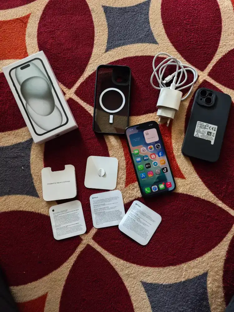 iPhone 15 128Gb ibox