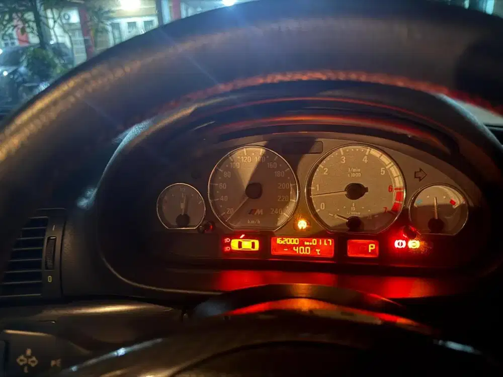 BMW E46 325i Automatic Tahun 2002 (M3 Look) – Terawat & Siap Pakai