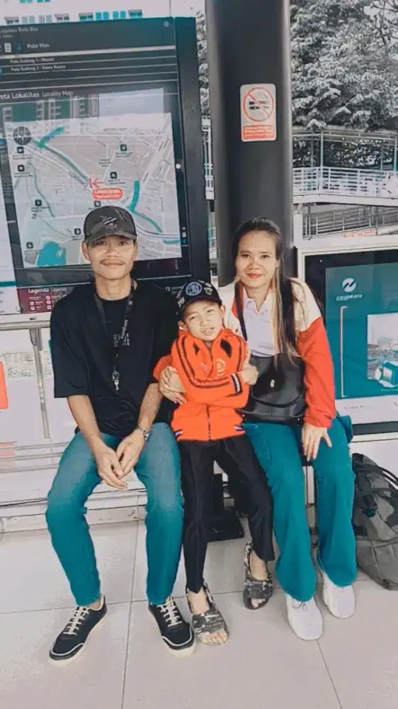 Sangat membutuhkan pekerjaan apa saja