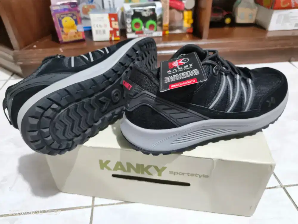 KANKY KITADAKE CHARCOAL SIZE 42 NEW