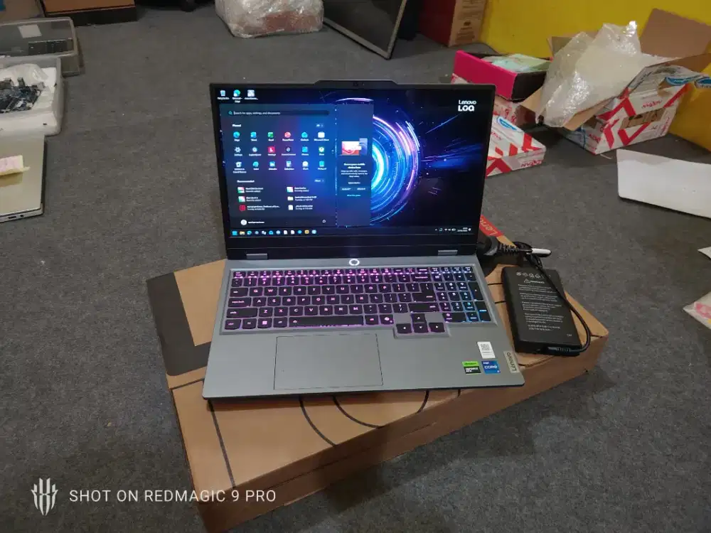 Laptop Gaming Lenovo LOQ 15irx10 SEPERTI BARU