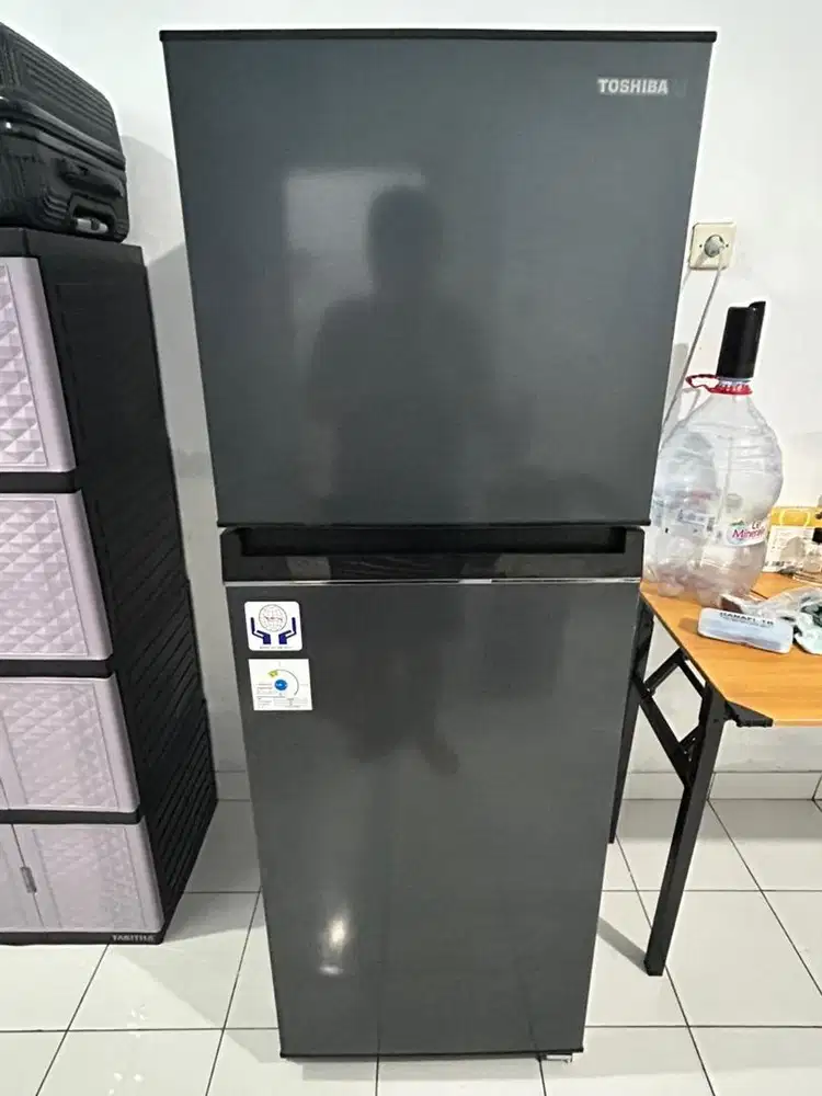 Kulkas Toshiba 2 pintu Low watt