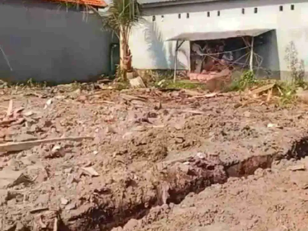 Tanah Kapling 4 Slot Free Surat di Antasura Peguyangan