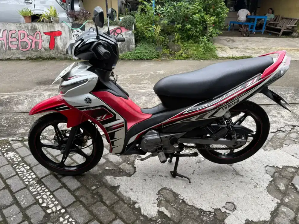 Yamaha Jupiter Z injeksi THN 2015 plat AB sleman
