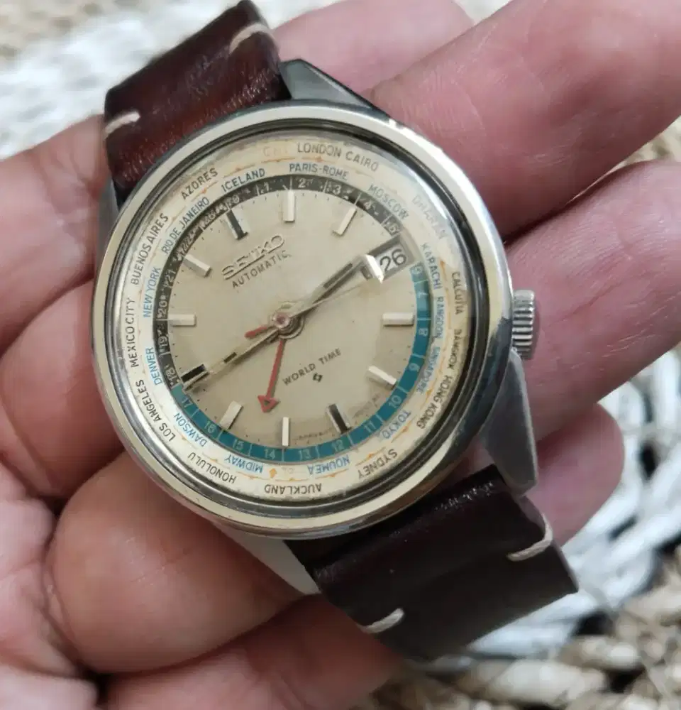 Seiko world timer GMT 6117-6010 vintage not tissot, omega, mido, tag
