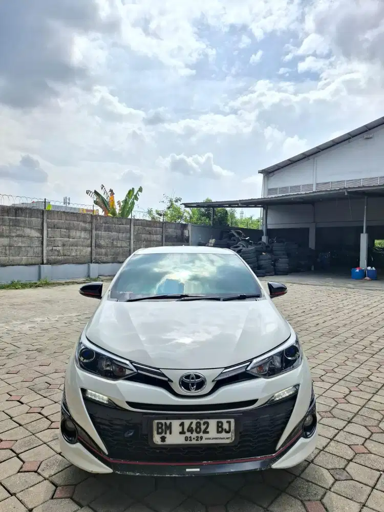 Yaris 2019 S TRD matic. Km 68rb