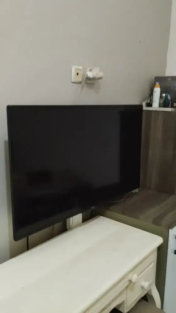 TV changhong 42in (bukan android) rusak gak nyala