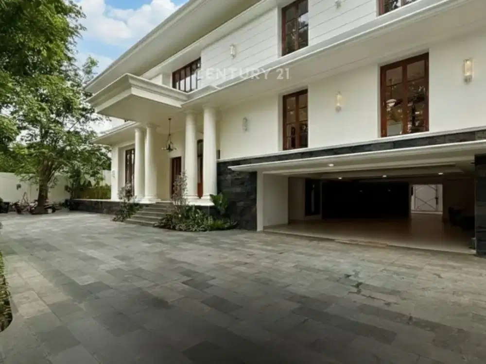 Rumah Mewah Baru Full Furnished Muat 15 Mobil Dikemang Dalam