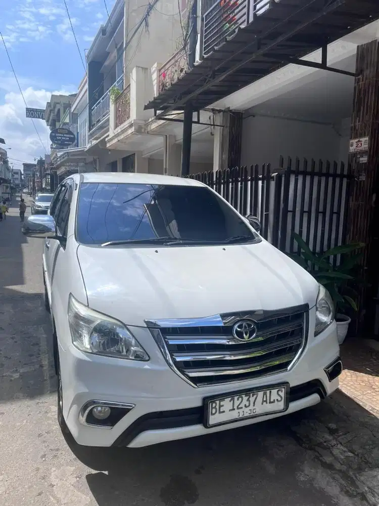 Mobil innova 2.0 G bensin