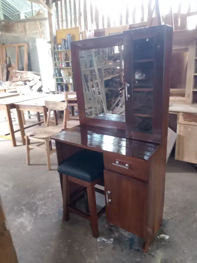 Meja rias, free ingkir