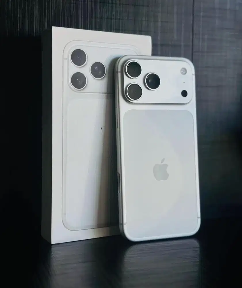 Iphone 17 pro max white 256