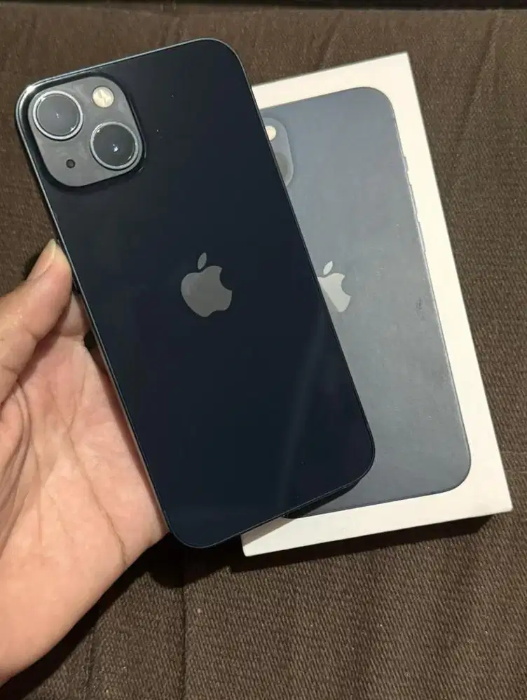 Di Jual Cepat iPhone 13 128GB – Ex Erafone Midnight