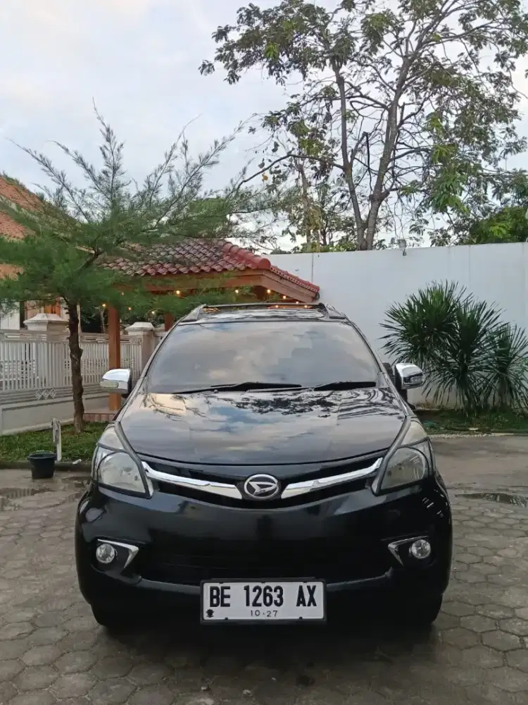 Xenia X 2012 manual