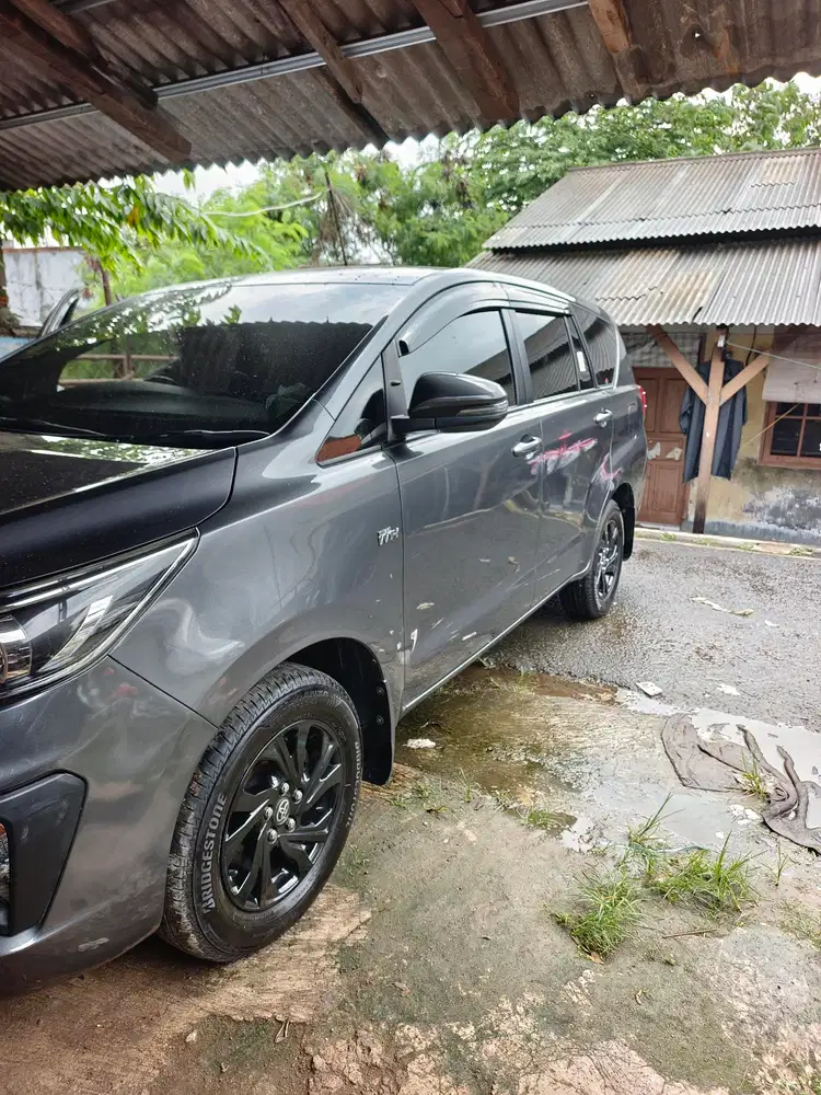 Toyota Kijang Innova 2021 Bensin