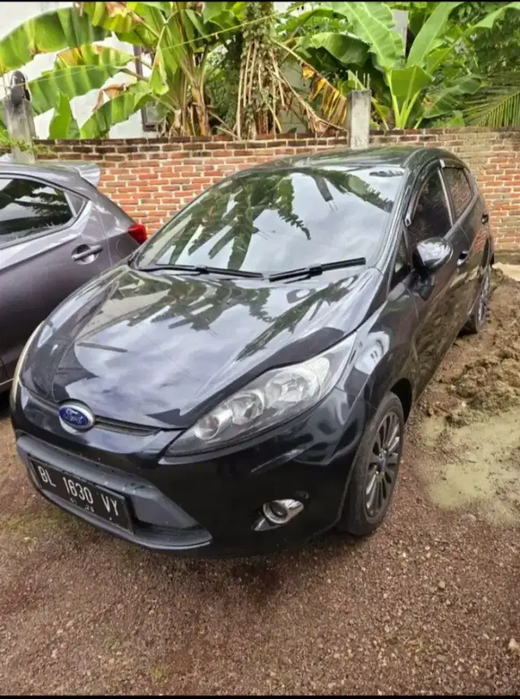 FORD FIESTA 2011 MATIC
