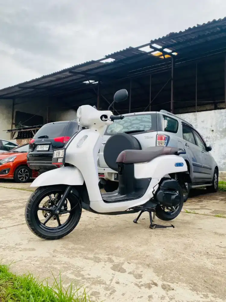 Yamaha Fazzio Lux 125 keyless th 2023 Gresss