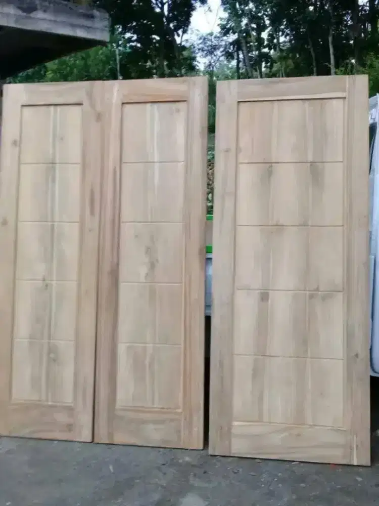 pintu kamar, pintu utama, kusen dn jendela