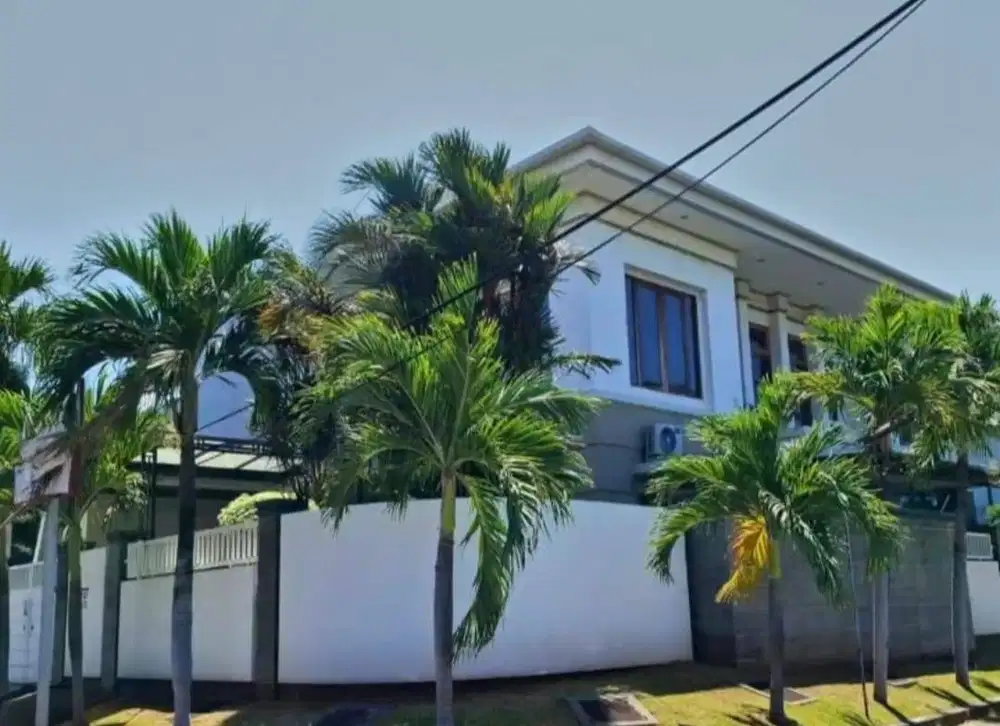 DIJUAL RUMAH FURNISHED DI KLAMPIS SEMOLO BARAT SHM KT 5 KM 3