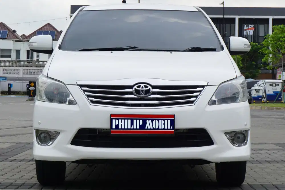Toyota Innova V AT 2.0 2012 Putih | KM Rendah | Matic | Istimewa