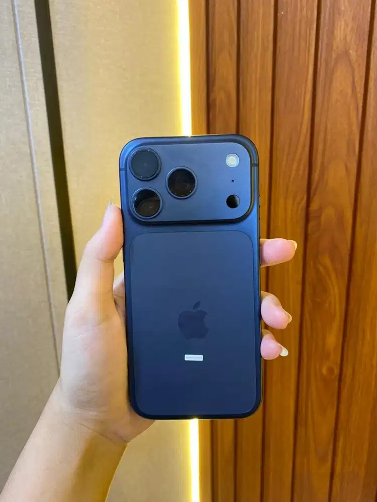 Iphone 17pro 256gb deep blue ibox