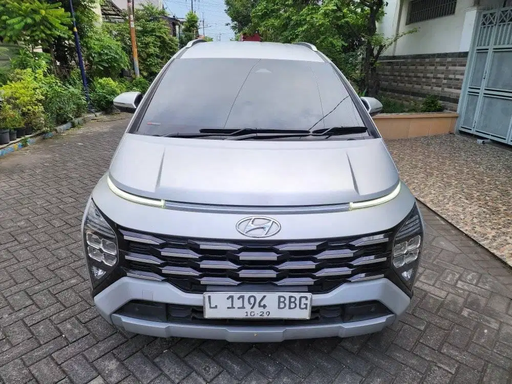 HYUNDAI STARGEZER X 1.5 PRIME MATIC CAPTAIN SEAT 2024 KILOMTER 9 RIBU