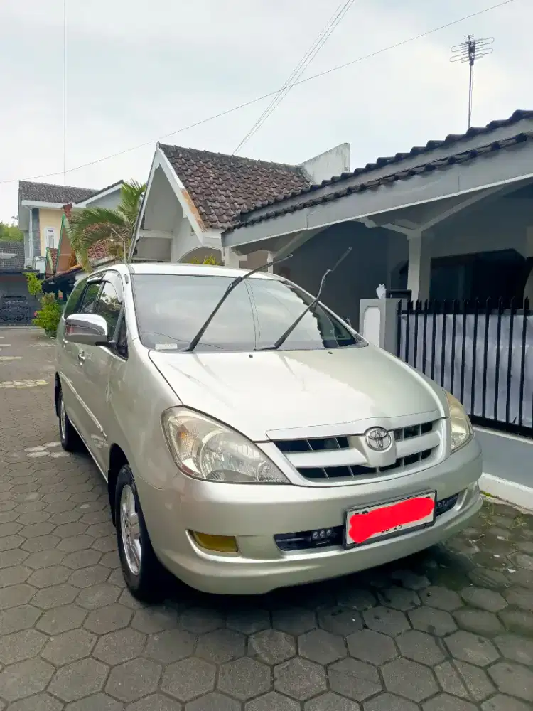 Toyota Kijang Innova 2.0G MT Silver Metalik 2005