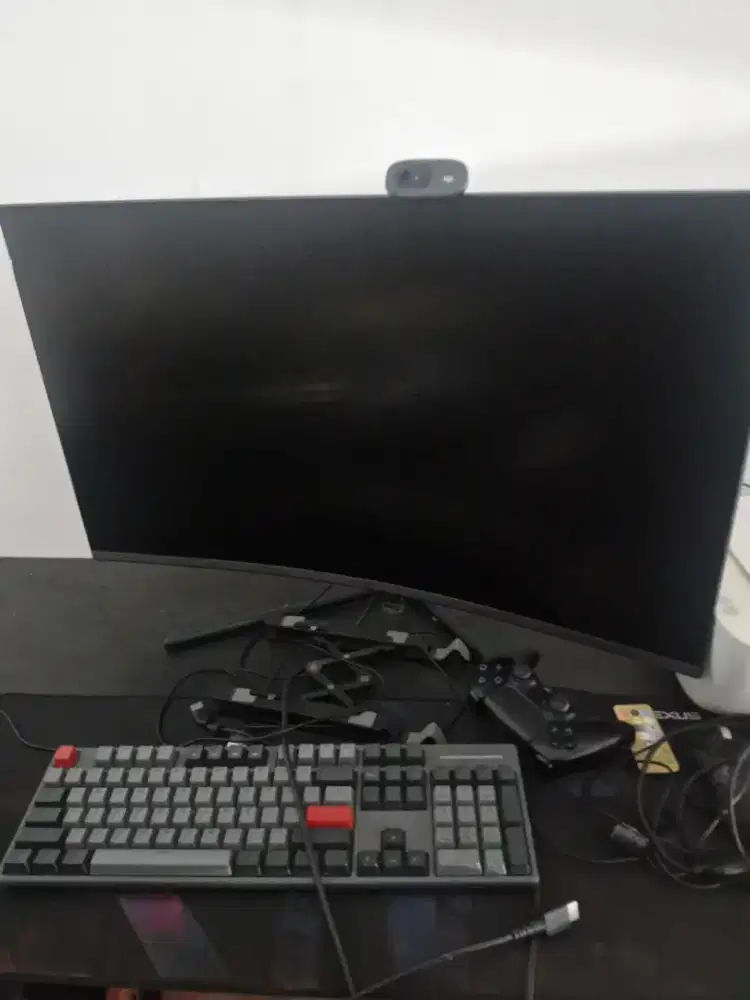 Samsung  Curve U32R590CWE – Monitor 32″ 4K UHD Curved