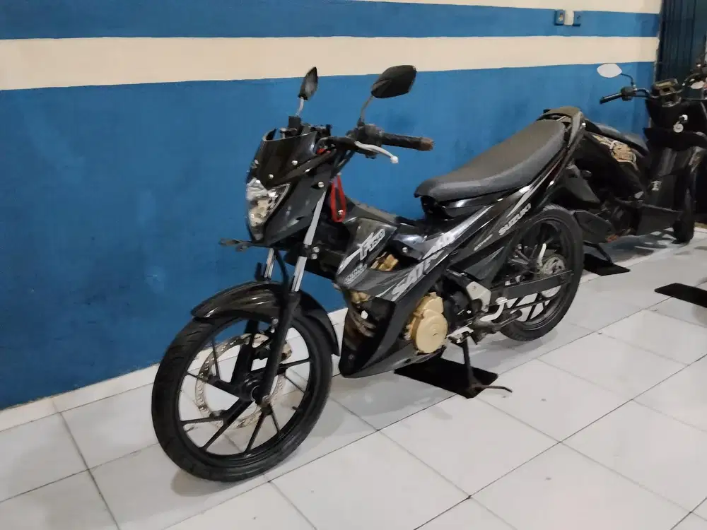 (FOR SALE) suzuki satria Fu injeksi 2014 gres siap pakai