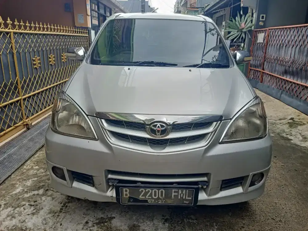 Jual Toyota Avanza E up G komplit mulus pjk juli 2026 aman lakban