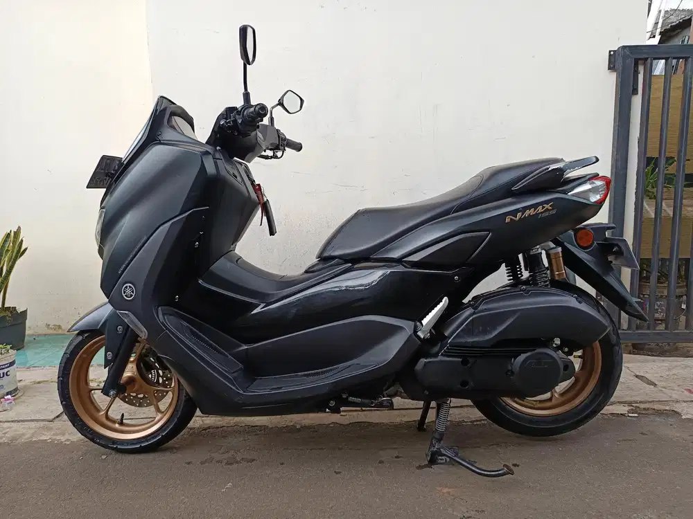Yamaha nmax new non abs 2023 kunci lengkap bagus