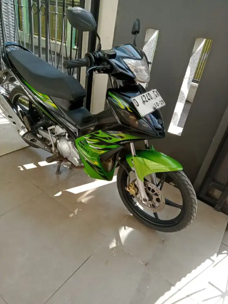 Jupiter MX plat bandung