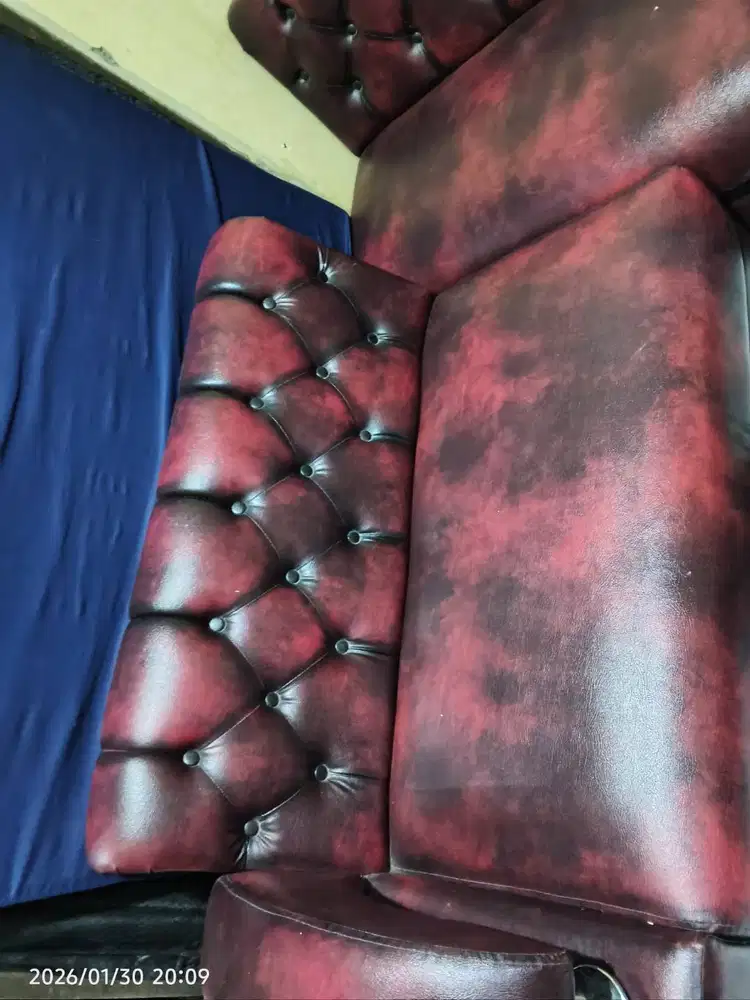 Dijual kursi sofa 2 + meja 2