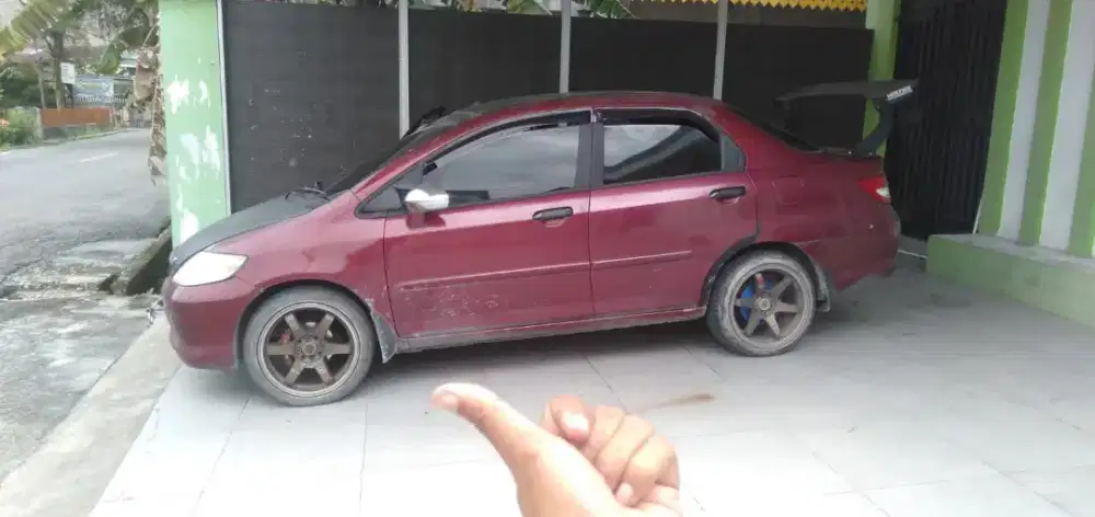 Di jual mobil original ,asli Honda city model sport mesin halus,irit