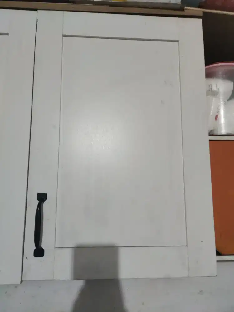 Lemari dapur gantung