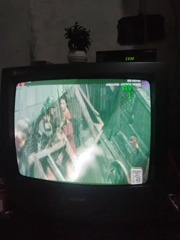 Tivi tabung 20 inch