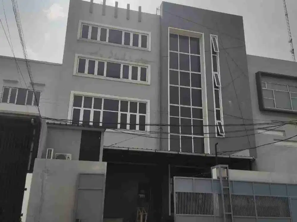 Gedung Gudang Kantor SIT Elang Laut PIK Dekat Kapuk