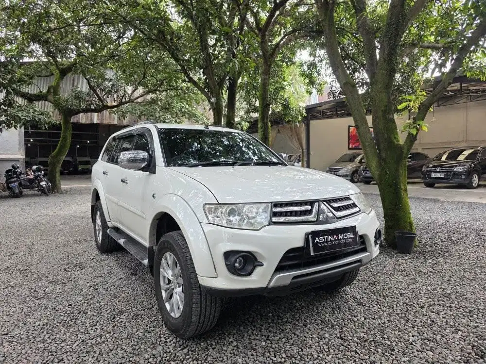 KM 68.000 Mitsubishi Pajero Sport 2.5 Exceed AT Matic 2014 No Dakar