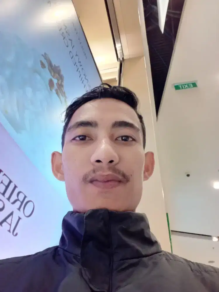 Cari pekerjaan paruh waktu / full time